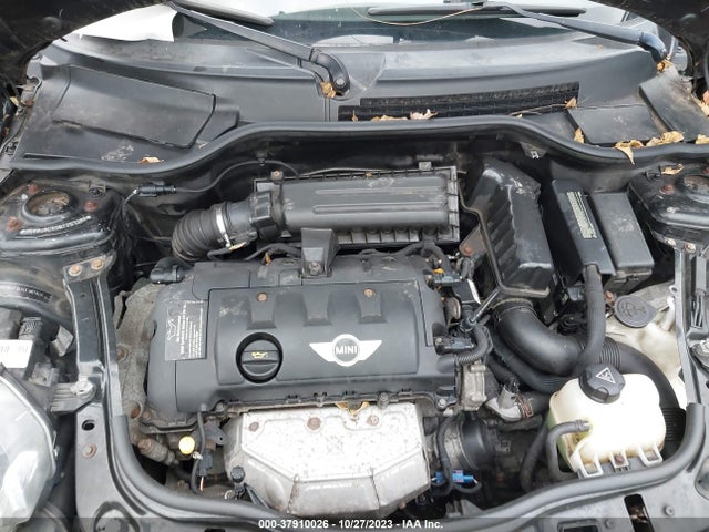 2011 MINI COOPER WMWSU3C52BT251283 Photo 9