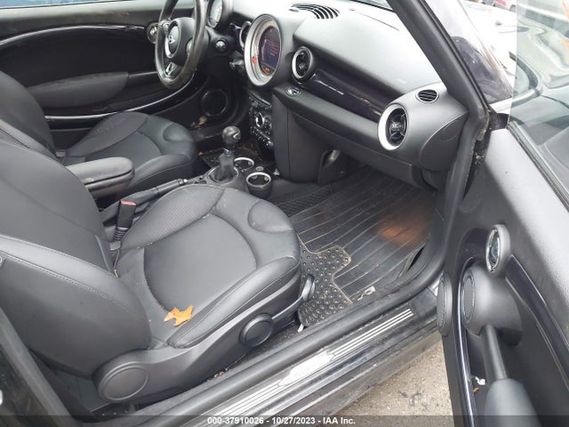 2011 MINI COOPER WMWSU3C52BT251283 Photo 4