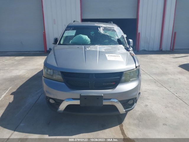 3C4PDCGG4JT339601 Dodge Journey Crossroad