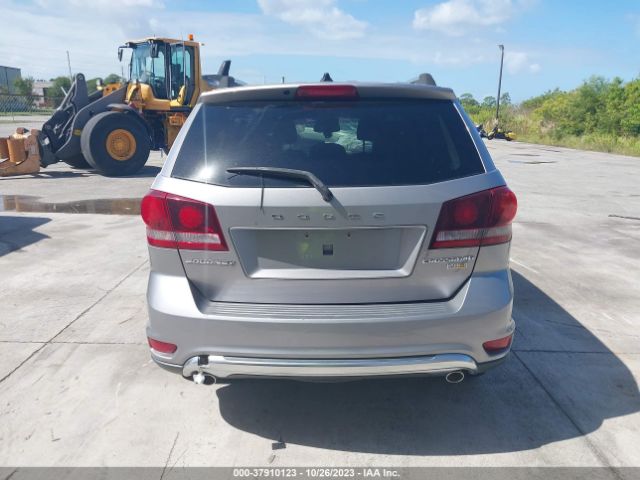 3C4PDCGG4JT339601 Dodge Journey Crossroad
