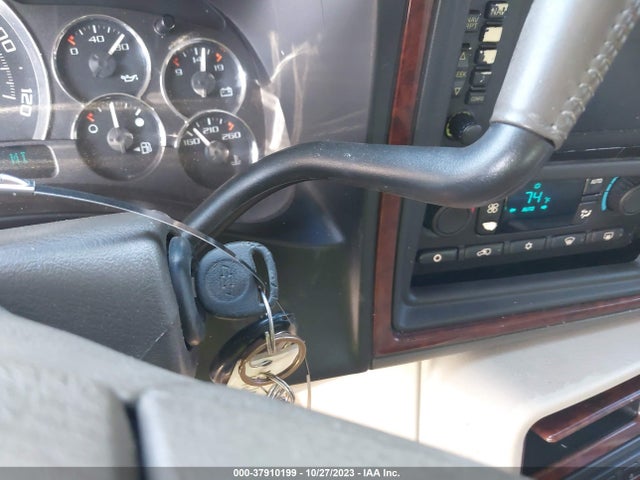 2005 CADILLAC ESCALADE STANDARD VIN: 1GYEC63N55R217323