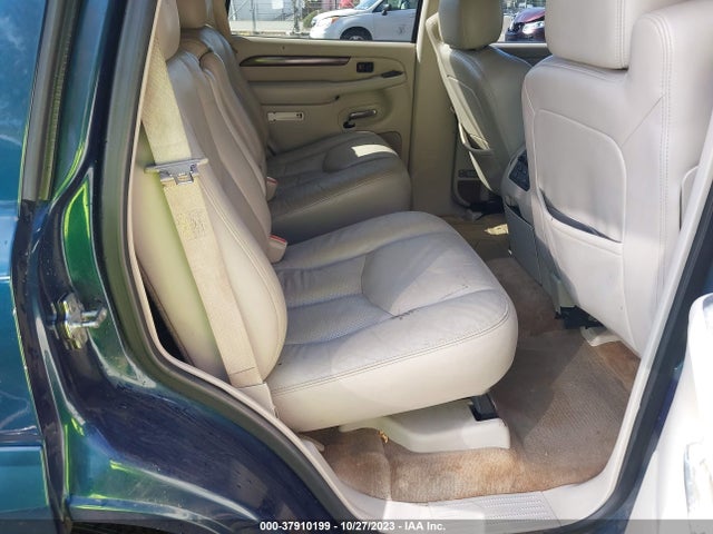 2005 CADILLAC ESCALADE STANDARD VIN: 1GYEC63N55R217323