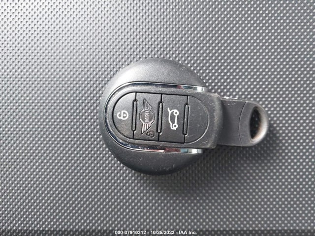 2019 MINI COUNTRYMAN WMZYS7C54K3F46463 Photo 10