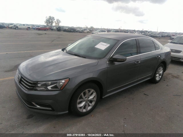 1VWAT7A32HC060513 Volkswagen Passat 1.8t S