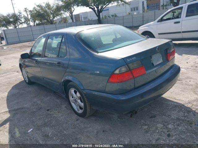 2000 SAAB 9-5 YS3EF48Z0Y3005622 Photo 2