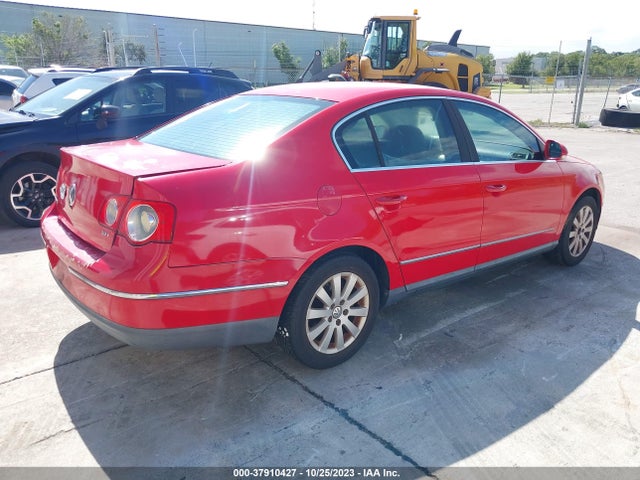 2008 VOLKSWAGEN PASSAT SEDAN WVWJK73C58E066801 Photo 3