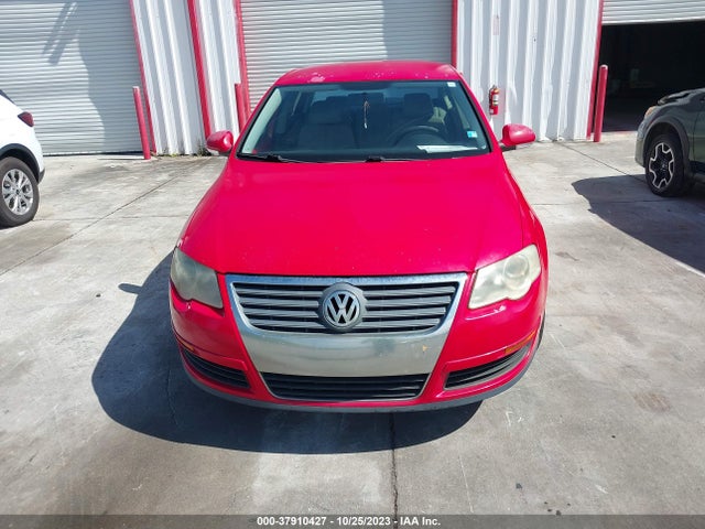 2008 VOLKSWAGEN PASSAT SEDAN WVWJK73C58E066801 Photo 5