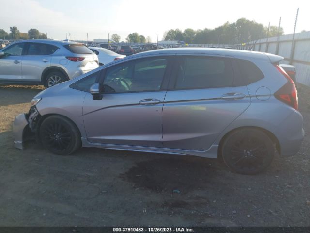 3HGGK5H62JM713223 Honda Fit Sport