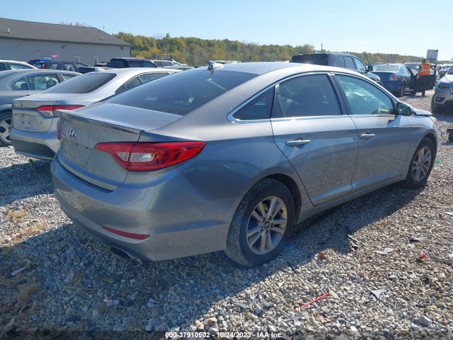 2015 HYUNDAI SONATA SE VIN: 5NPE24AF5FH243163