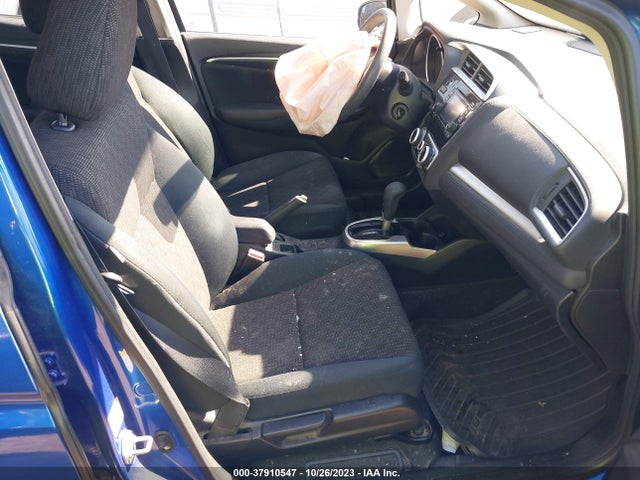 Honda FIT LX 2015 3HGGK5H57FM735393 Image 5