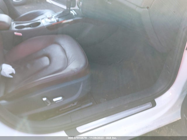 Продаж на аукціоні авто 2013 Audi A4 2.0t Premium, vin: WAUFFAFL3DN009023, номер лоту: 37910579