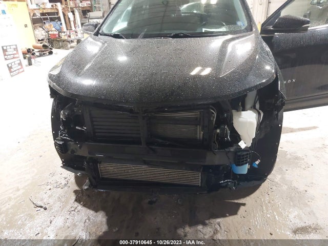 2GNAXUEV1K6175094 Chevrolet EQUINOX LT