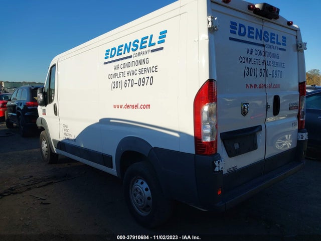 3C6TRVAG2JE110320 RAM Promaster Cargo Van