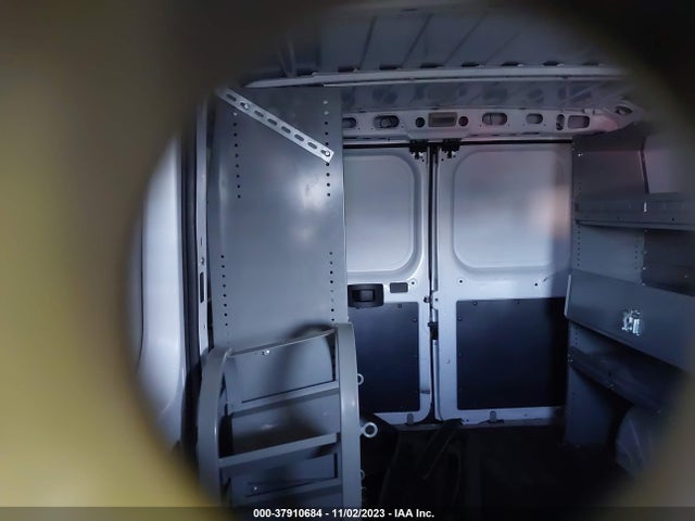 3C6TRVAG2JE110320 RAM Promaster Cargo Van