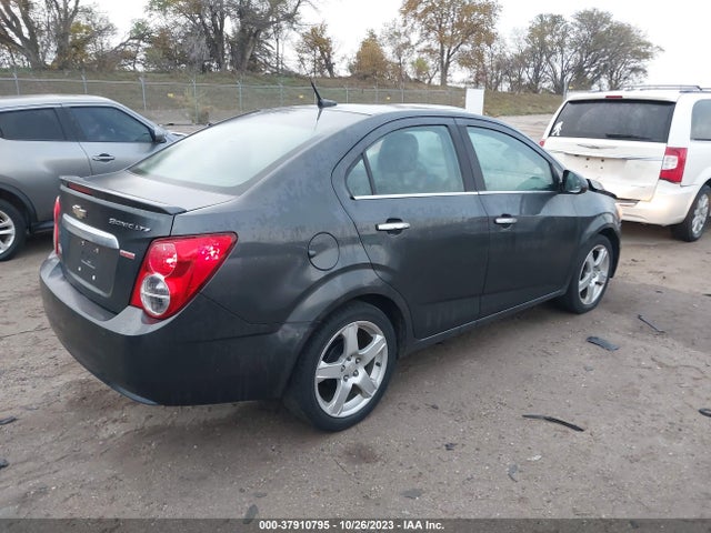 Chevrolet Sonic Ltz Auto 2014 1G1JE5SB7E4178093 Image 4