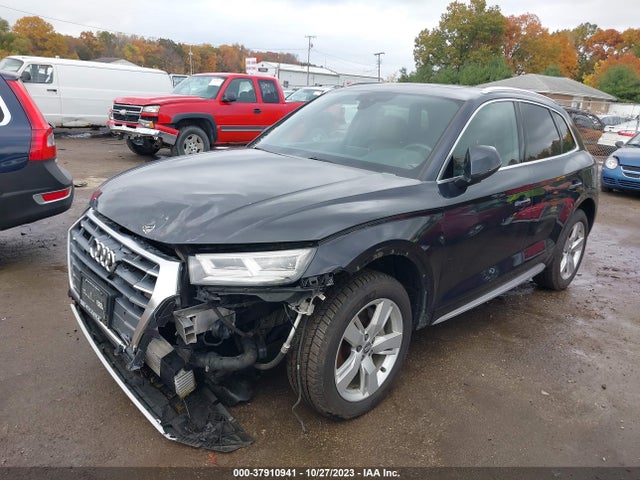 Audi Q5 Premium Plus 2018 WA1BNAFY1J2214329 Image 2