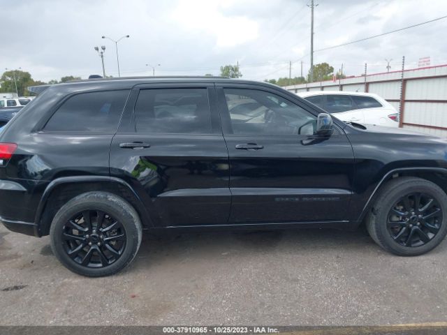 1C4RJFAG5HC895126 Jeep Grand Cherokee Altitude