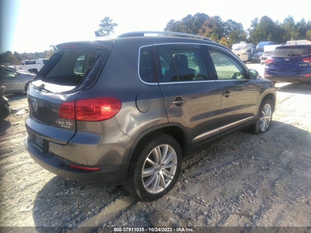 WVGBV3AX0EW532369 Volkswagen Tiguan Sel