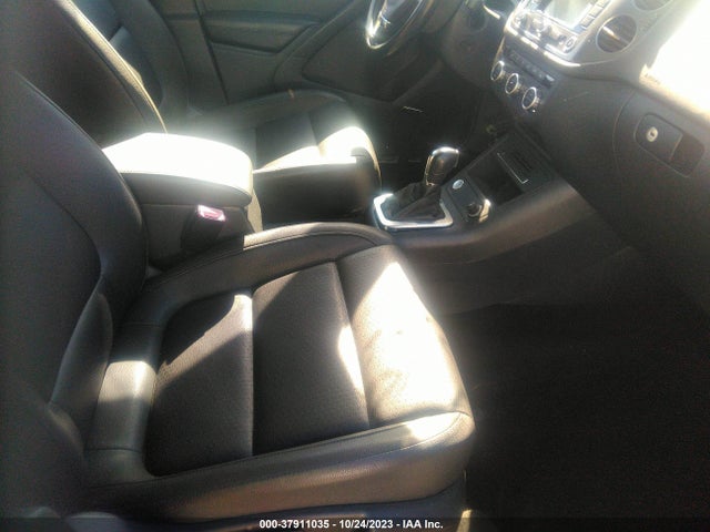 WVGBV3AX0EW532369 Volkswagen Tiguan Sel