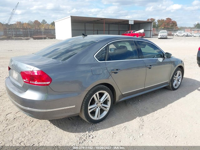 1VWBN7A38EC041491 Volkswagen Passat Tdi Se W/sunroof & Nav