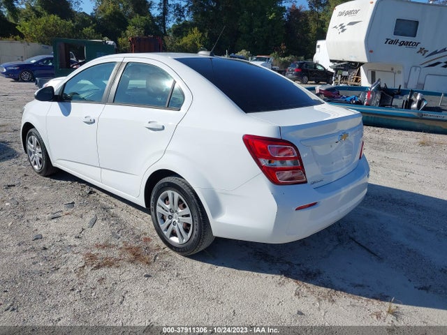 2017 CHEVROLET SONIC 1G1JB5SH1H4123687 Photo 2