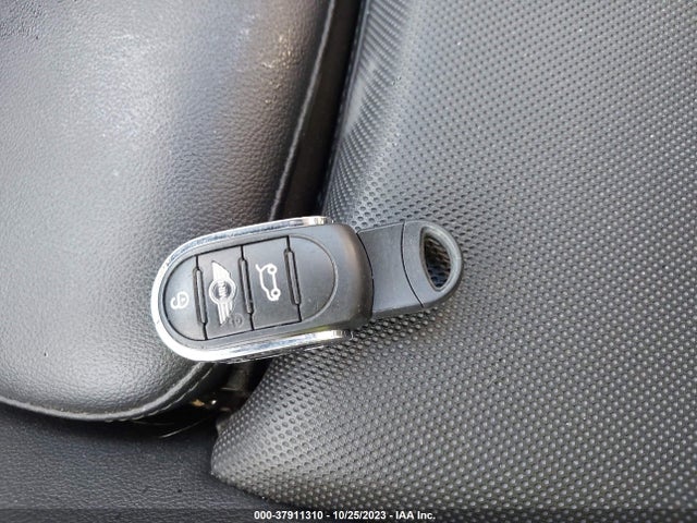 2016 MINI HARDTOP WMWXU3C53G2B67107 Photo 10