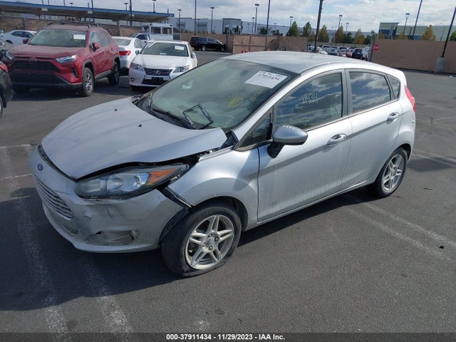 Ford FIESTA SE 2019 3FADP4EJ9KM113697 Image 2