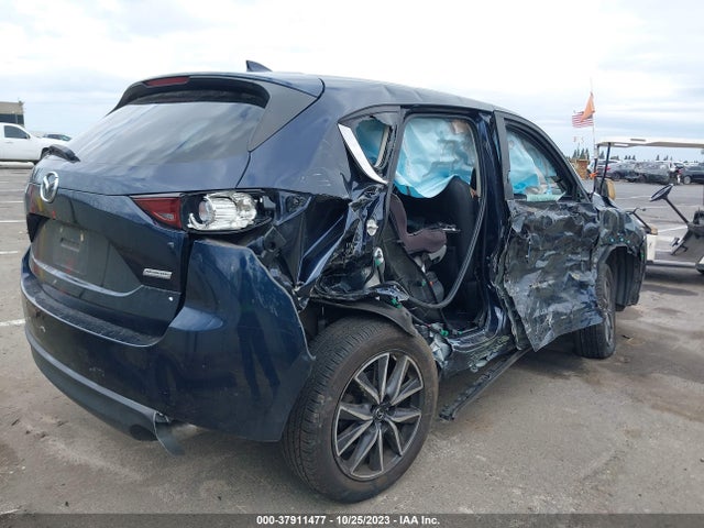2018 MAZDA CX-5 TOURING VIN: JM3KFACM1J0300196