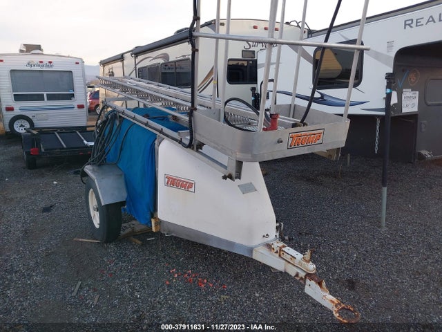 1980 EQUIPMENT TRUMP TD-300 VIN: 00000000000188533