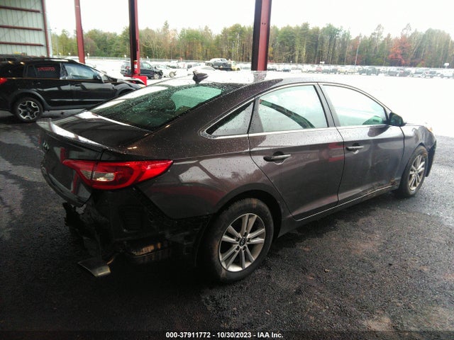 2017 HYUNDAI SONATA SE VIN: 5NPE24AFXHH557202