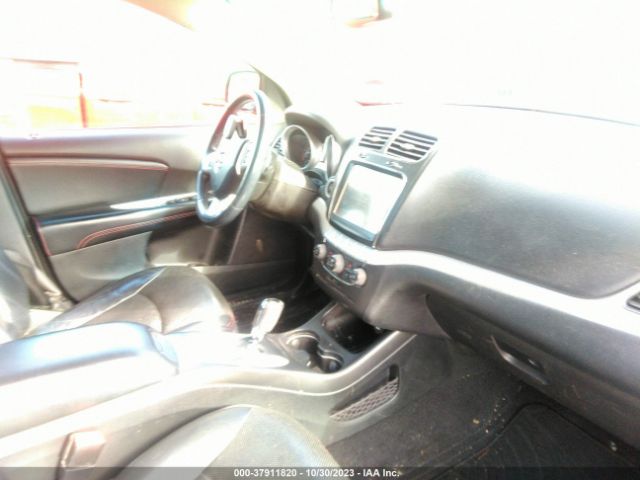 3C4PDCEG2ET310123 Dodge Journey R/t