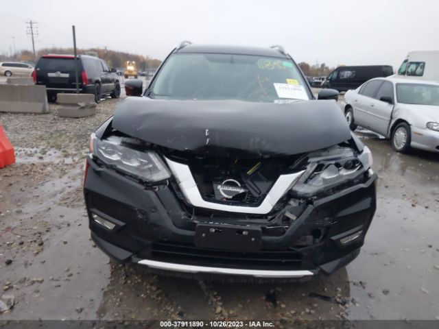 5N1AT2MT9HC877068 Nissan Rogue Sl