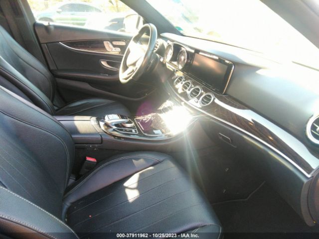 WDDZF4KBXHA064361 Mercedes-Benz E-class E 300
