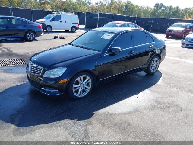 2013 MERCEDES-BENZ C-CLASS C 250 VIN: WDDGF4HB7DR263359