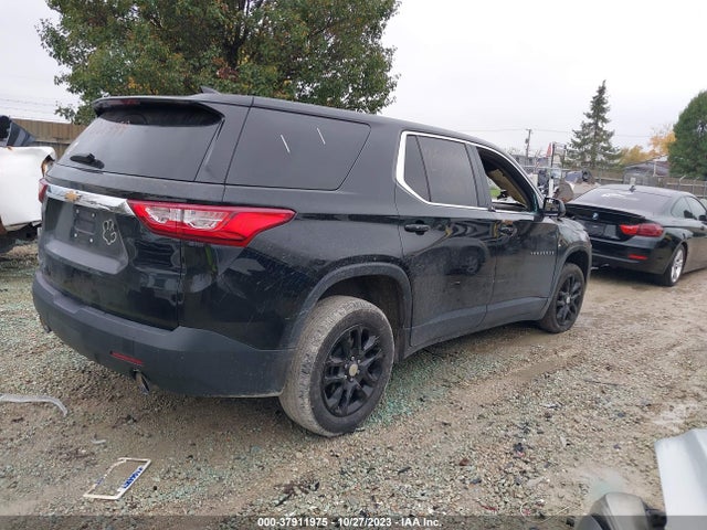Chevrolet Traverse Ls 2018 1GNERFKW8JJ143197 Image 4
