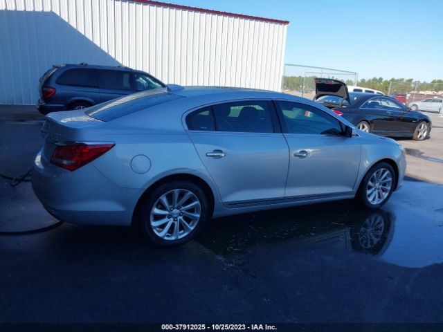 1G4GB5G37FF202342 Buick Lacrosse Leather