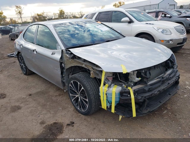 2018 TOYOTA CAMRY LE/SE/XLE/L VIN: 4T1B11HK5JU040503