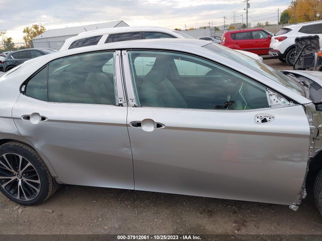 2018 TOYOTA CAMRY LE/SE/XLE/L VIN: 4T1B11HK5JU040503
