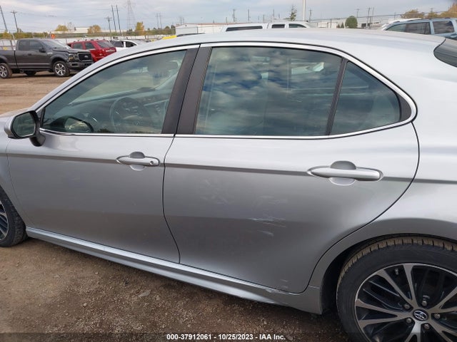 2018 TOYOTA CAMRY LE/SE/XLE/L VIN: 4T1B11HK5JU040503