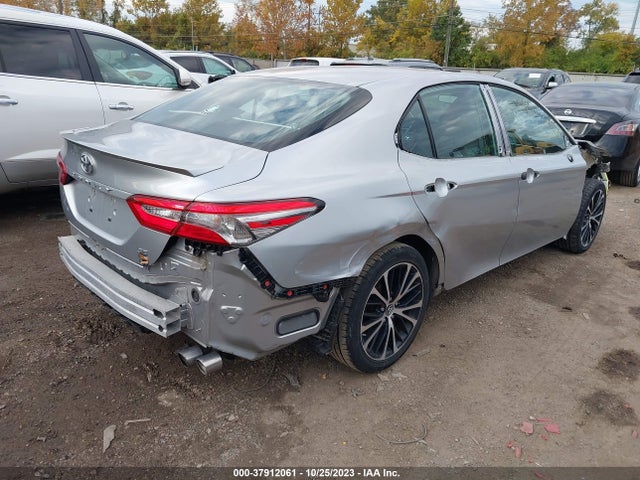 2018 TOYOTA CAMRY LE/SE/XLE/L VIN: 4T1B11HK5JU040503
