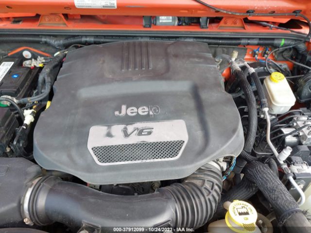 1C4BJWDG5FL630717 Jeep Wrangler Unlimited Sport