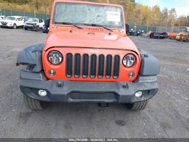 1C4BJWDG5FL630717 Jeep Wrangler Unlimited Sport