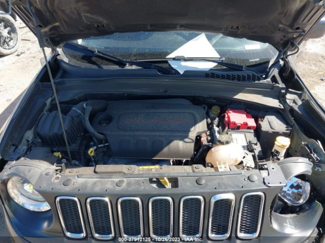 ZACCJABB8JPJ37260 Jeep Renegade Latitude