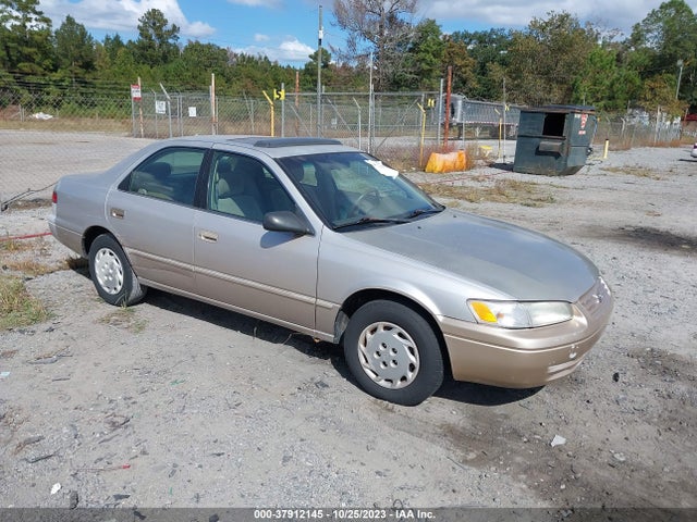 1998 TOYOTA CAMRY 4T1BG22K2WU215584 Photo 0