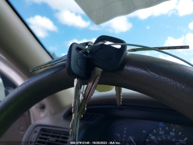 1998 TOYOTA CAMRY 4T1BG22K2WU215584 Photo 10