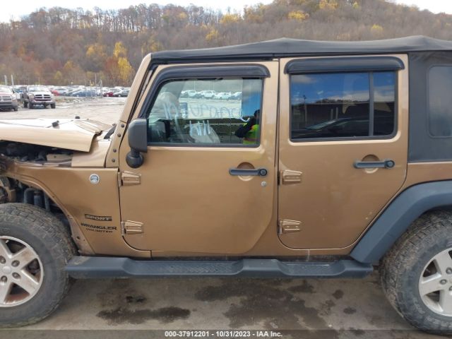 1C4BJWDG5FL713905 Jeep Wrangler Unlimited Sport