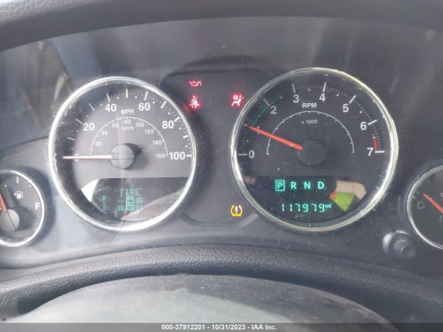 1C4BJWDG5FL713905 Jeep Wrangler Unlimited Sport