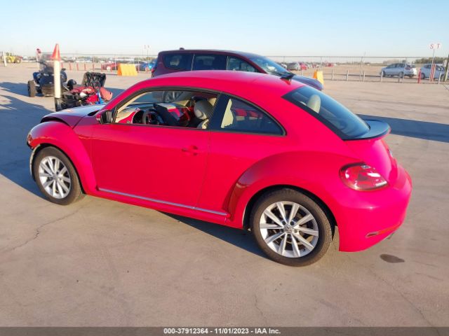 2017 VOLKSWAGEN BEETLE 3VWJ17AT0HM614152 Photo 2