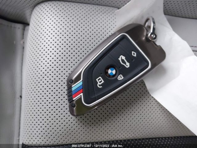 WBSJF0C5XJB283712 BMW M5
