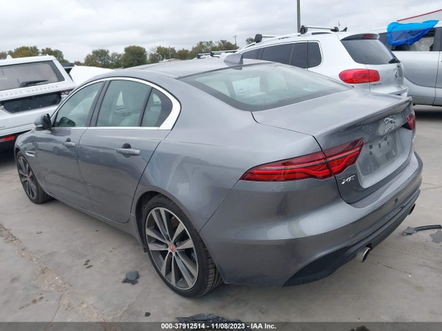2020 JAGUAR XE SAJAE4FX4LCP56467 Photo 2